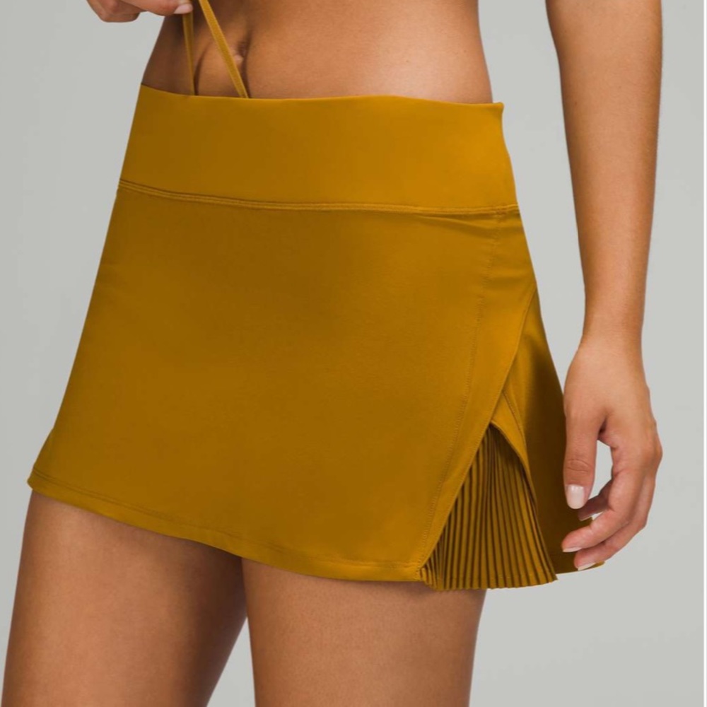 NWT Lululemon Play Off The Pleats Skirt